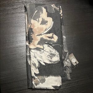 Vince Camuto Scarf